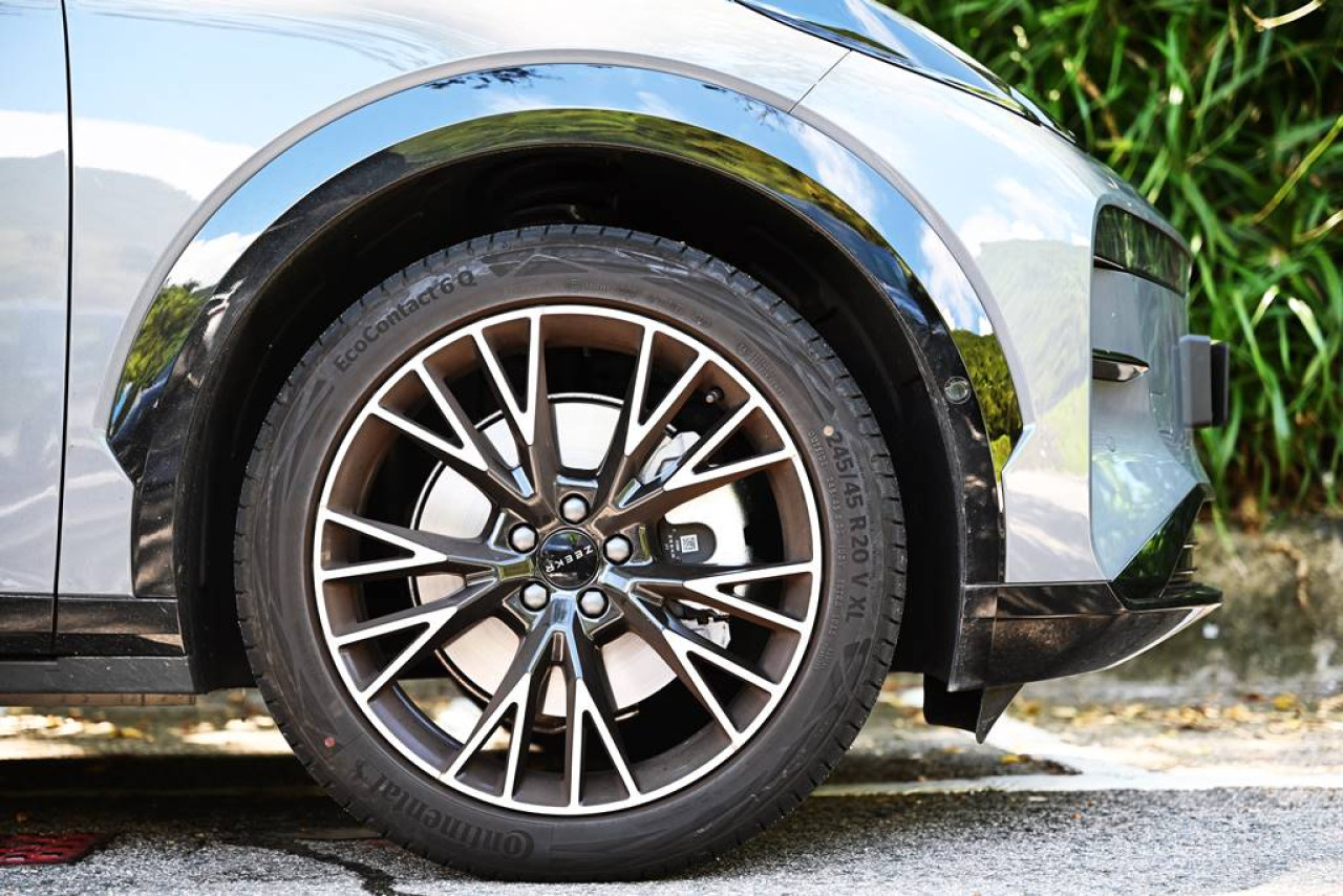 電動小鋼炮 Zeekr X AWD