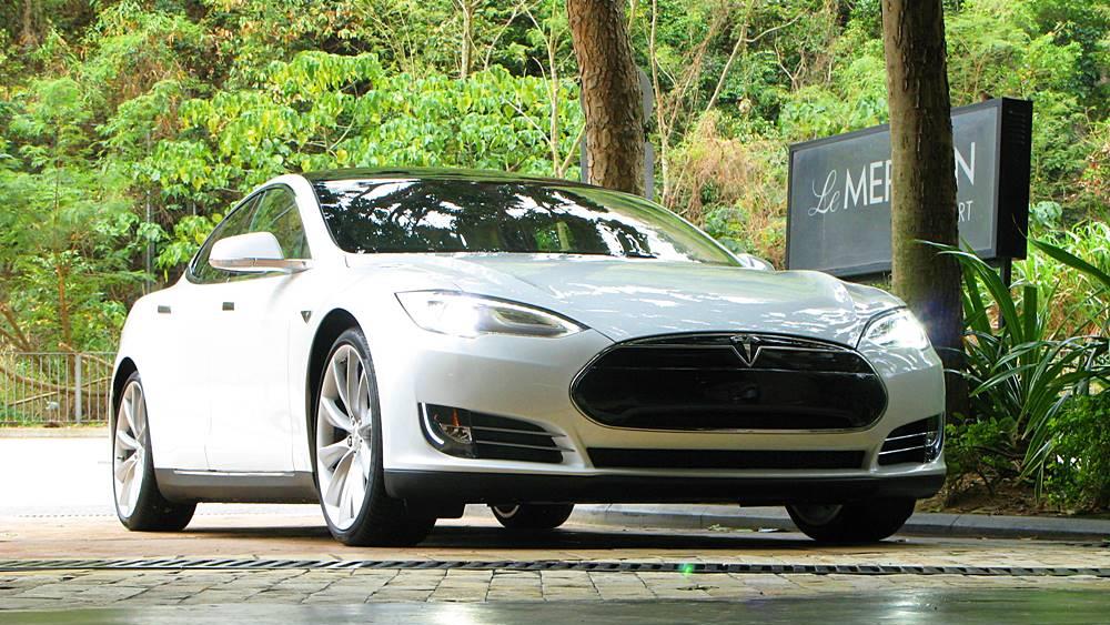 香港首試 - Tesla Model S