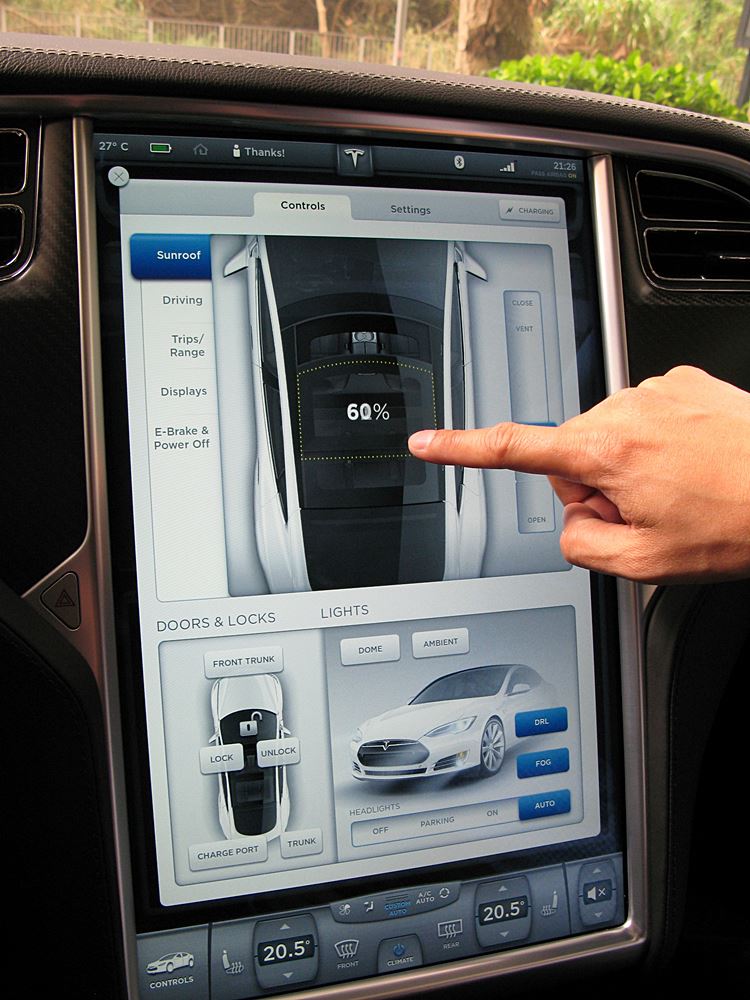 香港首試 - Tesla Model S