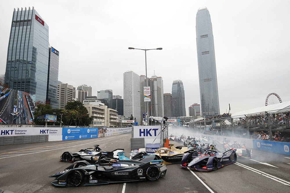 ?在雨中... 電爆中環 - 2019 HKT Formula E Hongkong e-Prix