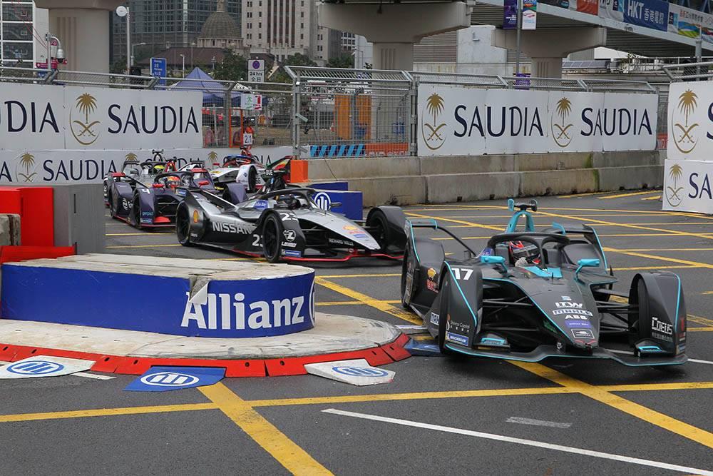 ?在雨中... 電爆中環 - 2019 HKT Formula E Hongkong e-Prix