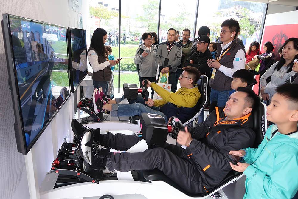 ?在雨中... 電爆中環 - 2019 HKT Formula E Hongkong e-Prix