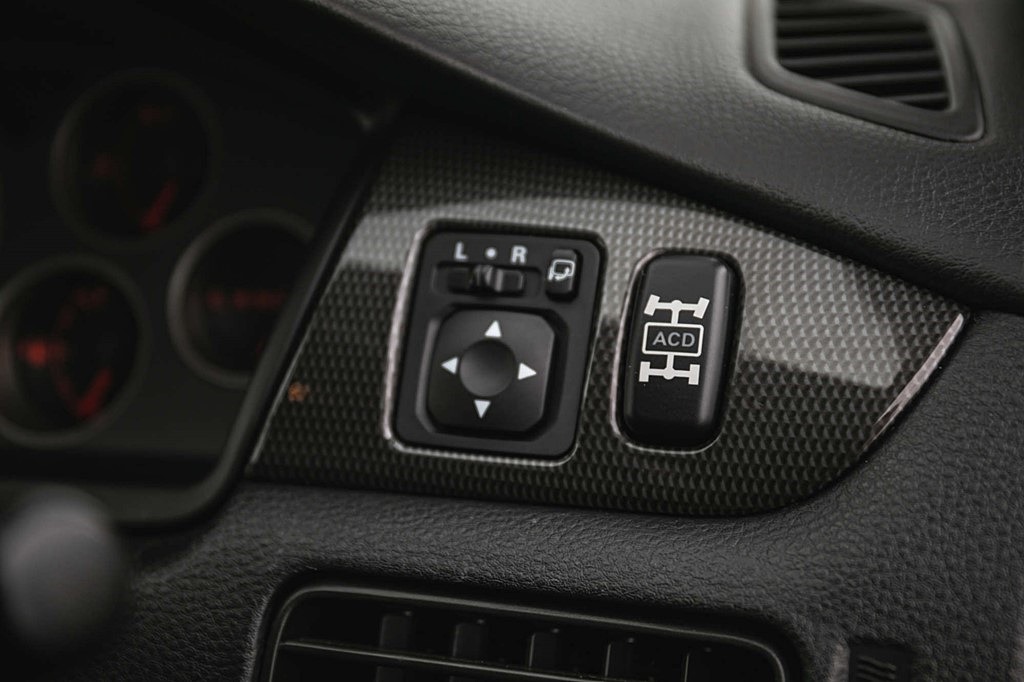 2005 Mitsubishi Evo VIII MR FQ-320/340