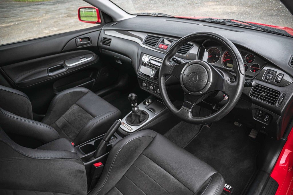 2005 Mitsubishi Evo VIII MR FQ-320/340