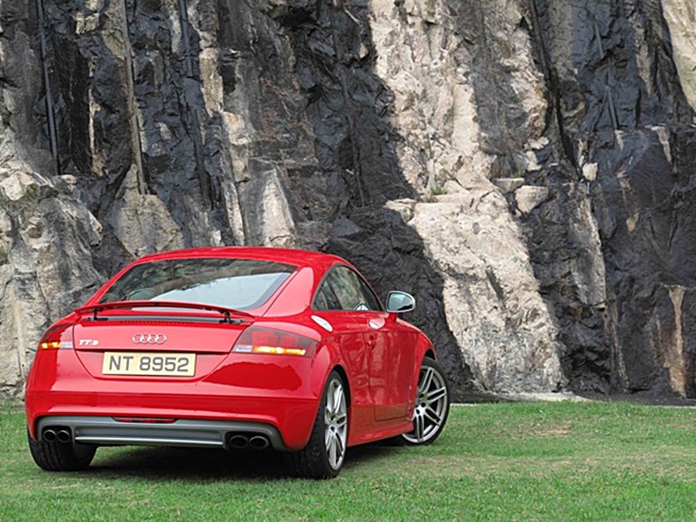 2010 Audi TTS Coupe 2.0T FSI quattro
