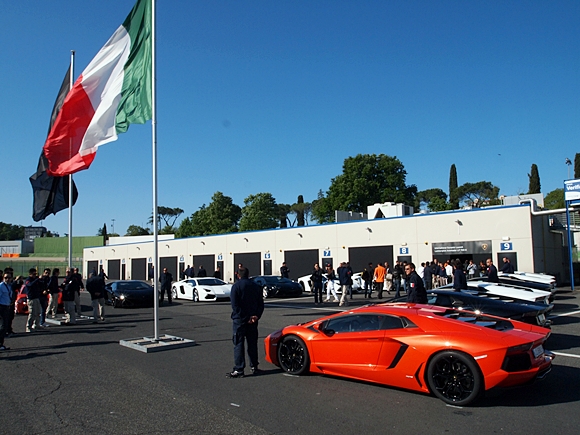 2011 Lamborghini Aventador LP 700-4