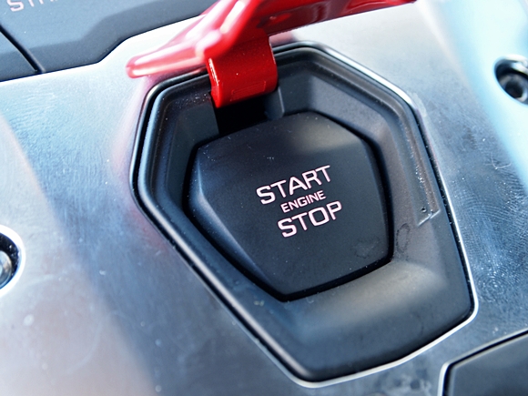 2011 Lamborghini Aventador LP 700-4