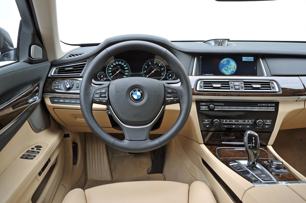 2012 BMW 7 Series