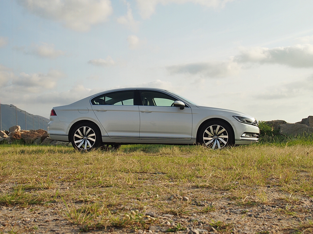 2015 Volkswagen Passat