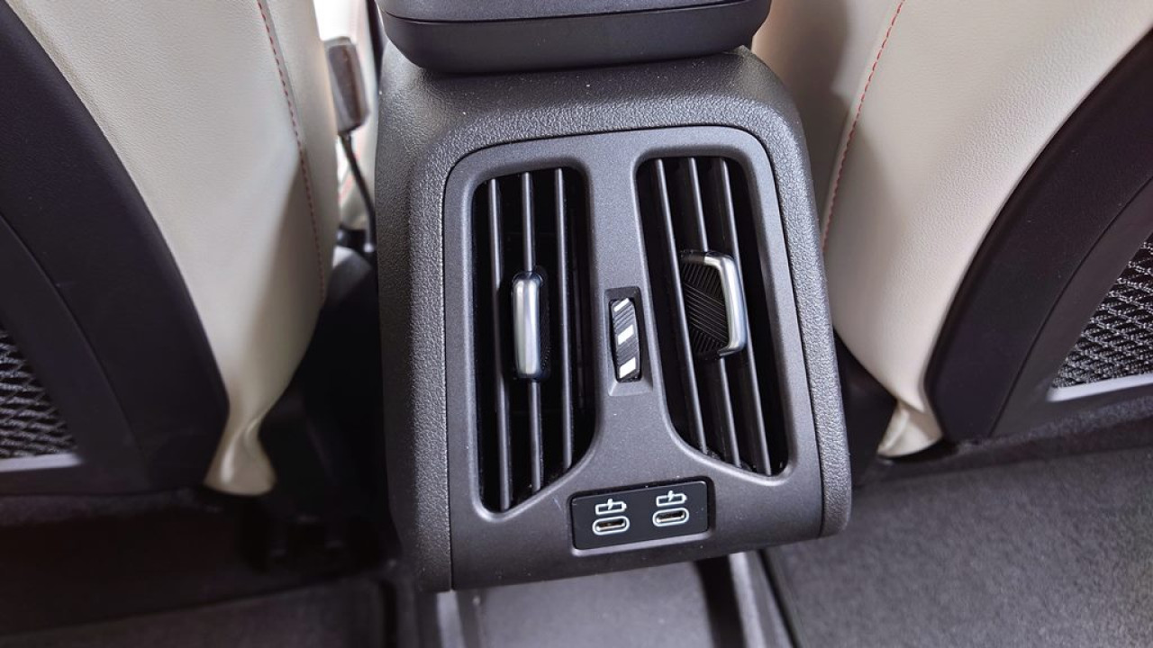 2024 BMW iX2 xDrive30