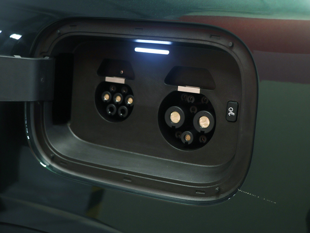 AITO M9在澳門推出