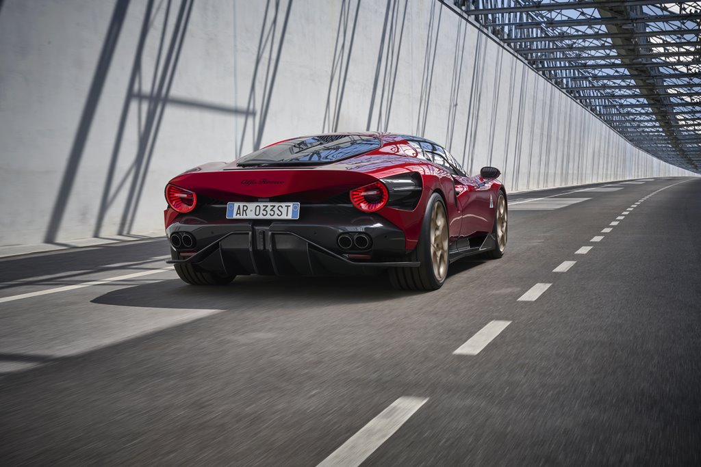 Alfa Romeo 33 Stradale 傳奇重生