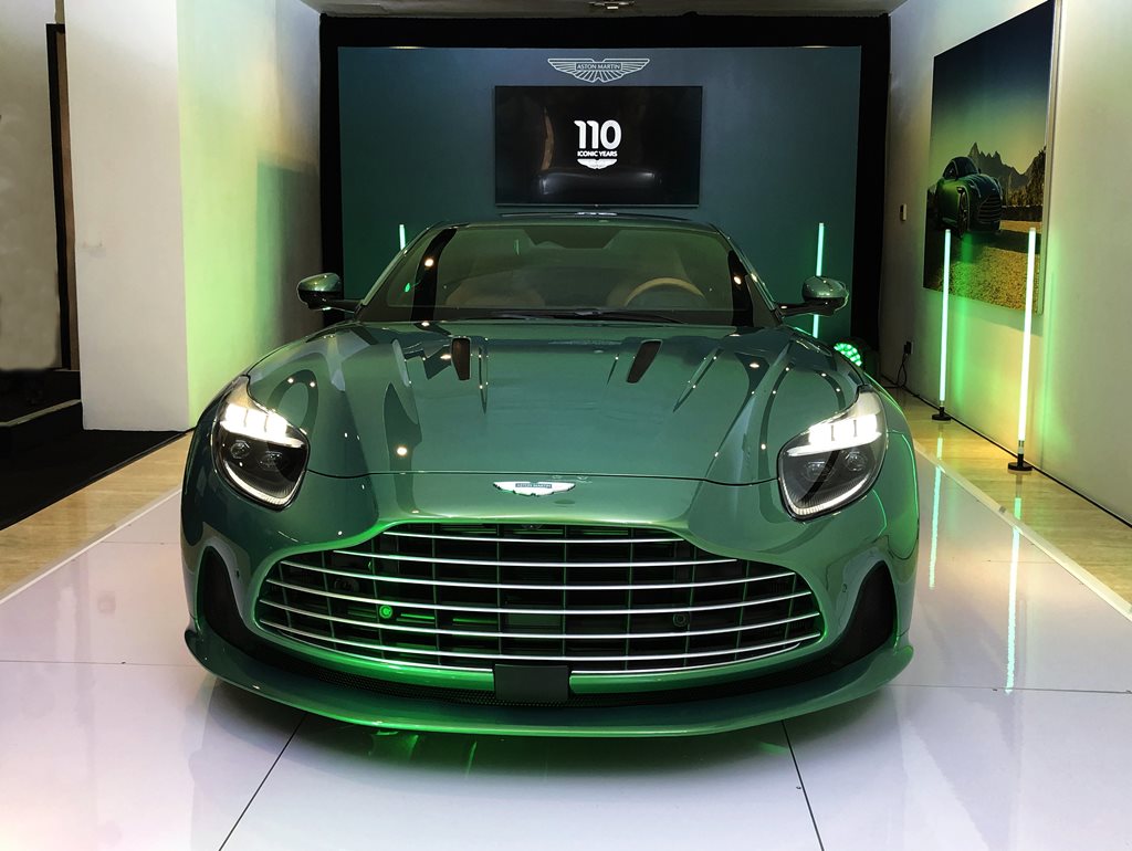 Aston Martin DB12 來港展出