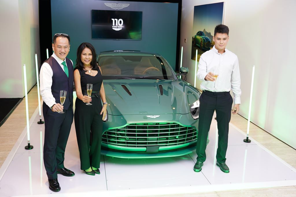 Aston Martin DB12 來港展出