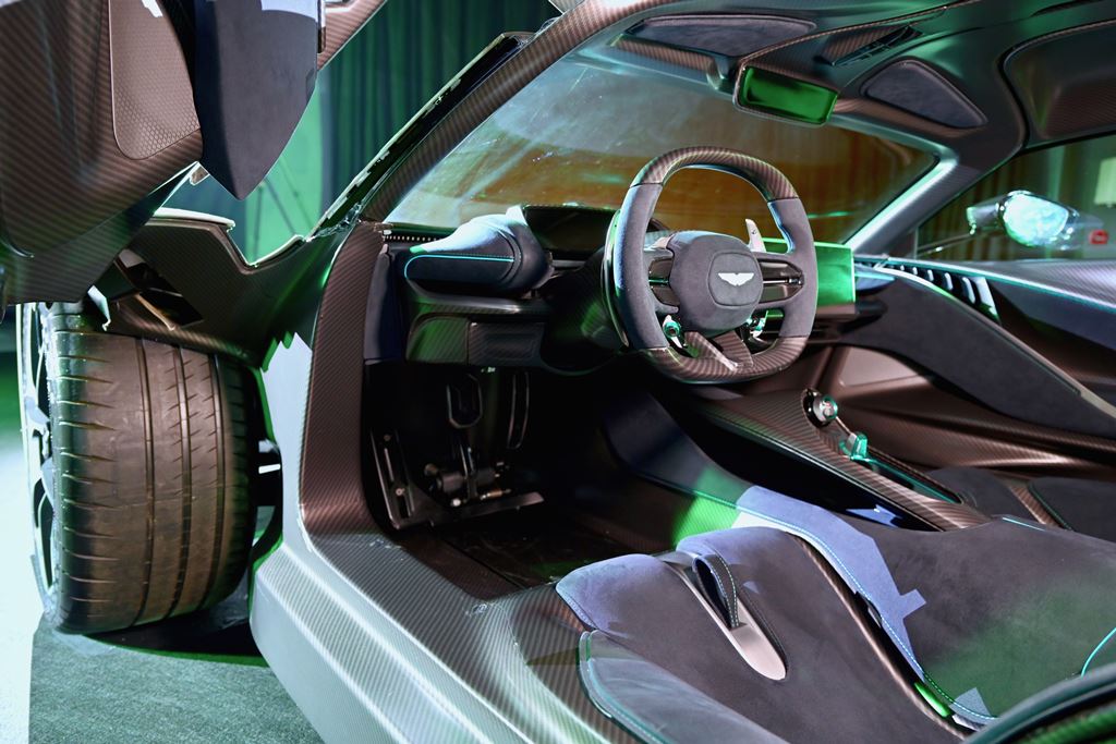 Aston Martin Valhalla