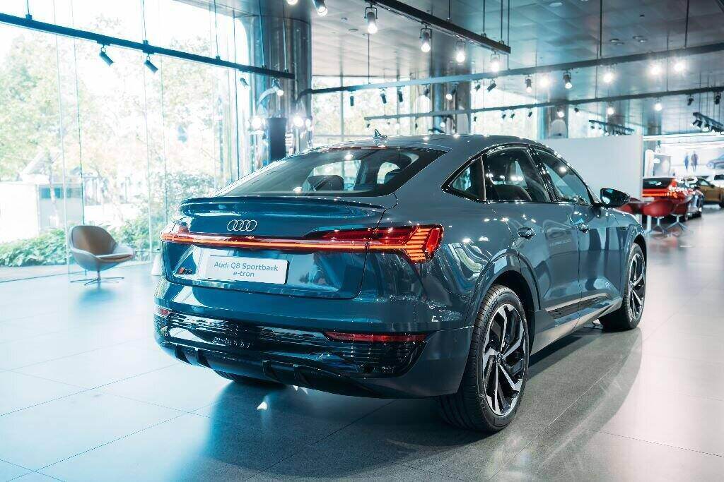 Audi Q8 e-tron正式在香港推出