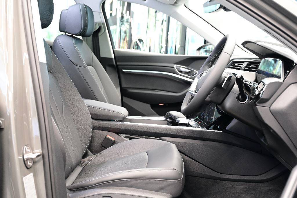 Audi Q8 e-tron正式在香港推出