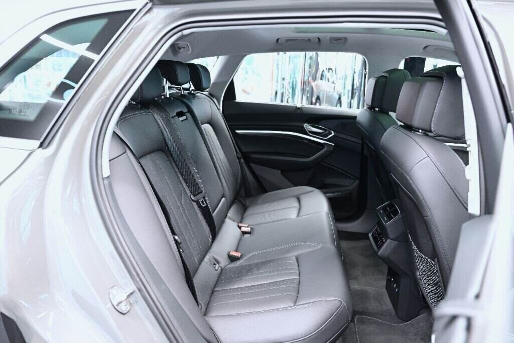 Audi Q8 e-tron正式在香港推出