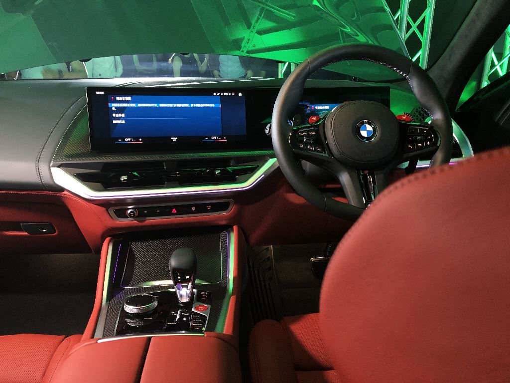 BMW XM是車迷的插電混能SUV大玩具
