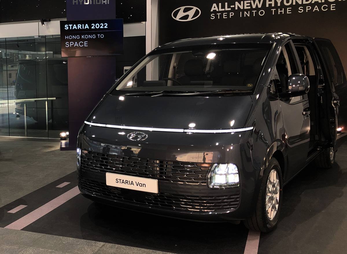 Hyundai STARIA van
