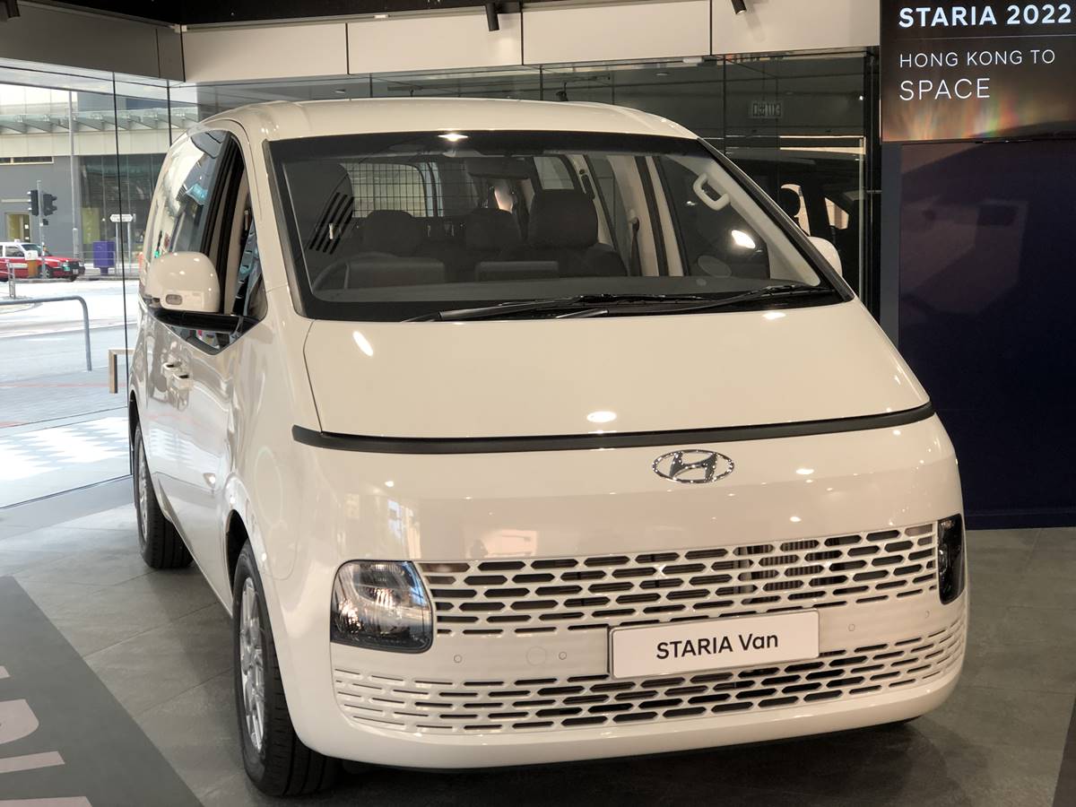 Hyundai STARIA van