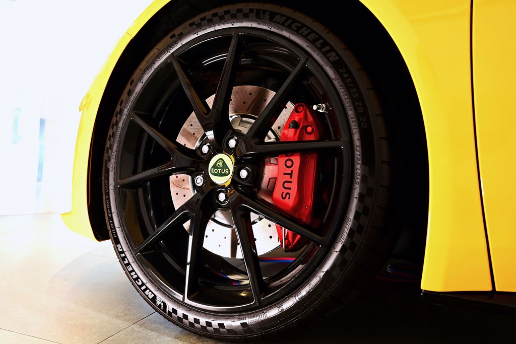 Lotus Emira正式公佈香港售價