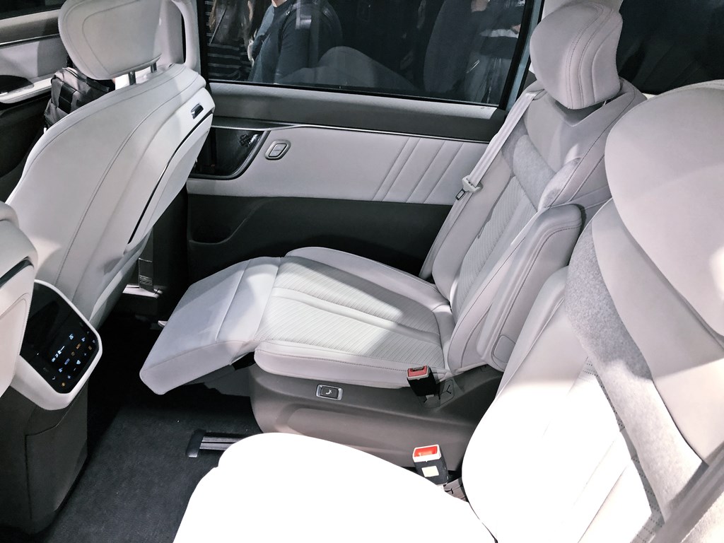 Maxus MIFA 7 純電中型7座MPV