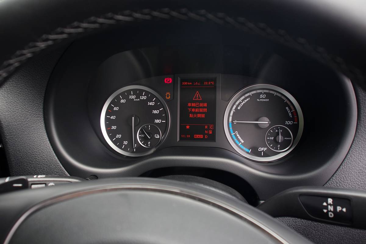 Mercedes-Benz eVito 電動客貨車