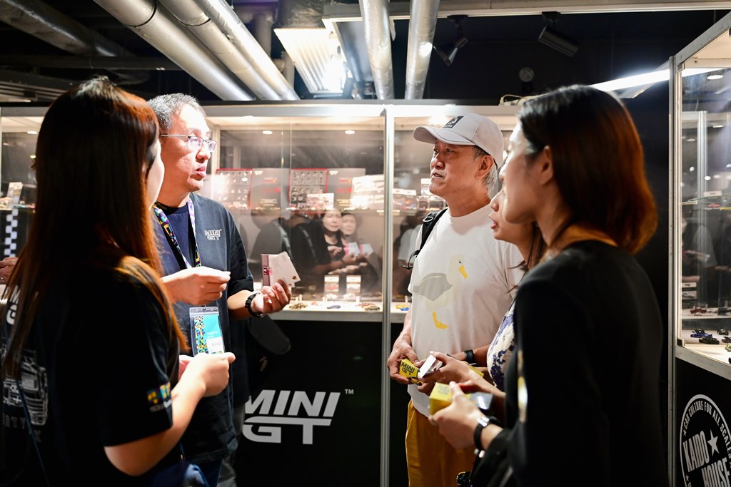 <strong>Mini GT品牌創立於2017年，屬於TSM-Model品牌旗下，專精生產1:64比例的模型車及人偶和場景配件。</strong>