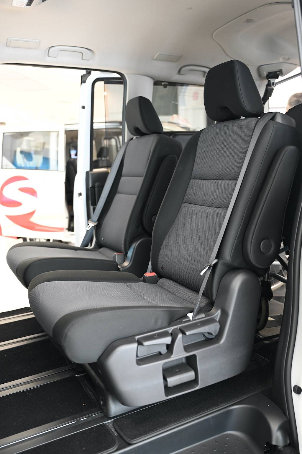 Nissan Serena e-Power無障礙的士