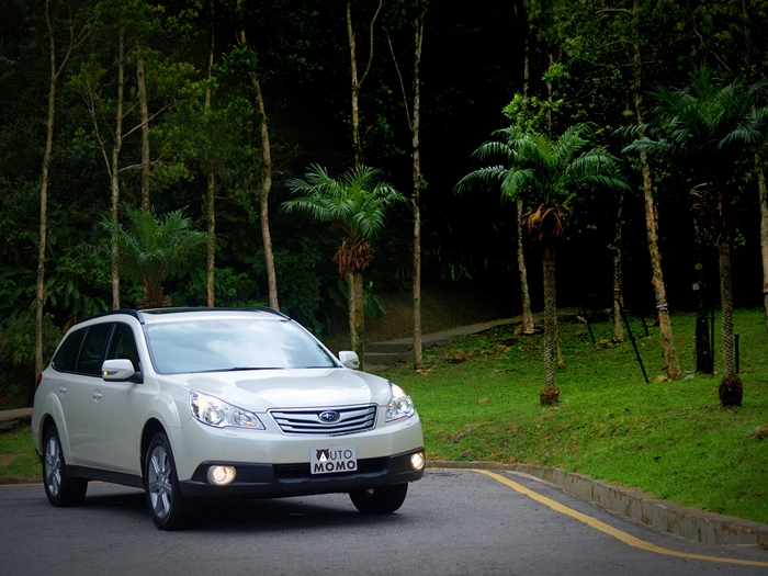 Subaru Legacy Outback 2.5i